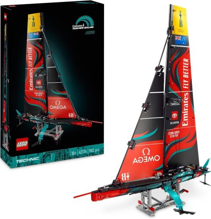 Yacht Emirates Team New Zealand AC75