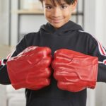 Marvel Studios Captain America Brave new World Pugni Gamma di Hulk Rosso - immagine 3