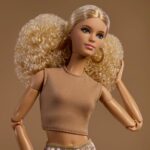 Barbie Signature Barbie Basics Modello 07 - immagine 3