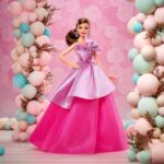 Barbie Signature Birthday Wishes Da Collezione in Abito Rosa Satinato - immagine 2